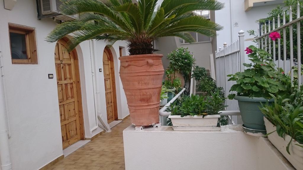 Lovely Holidays Hotel Hersonissos (Crete) Exterior foto