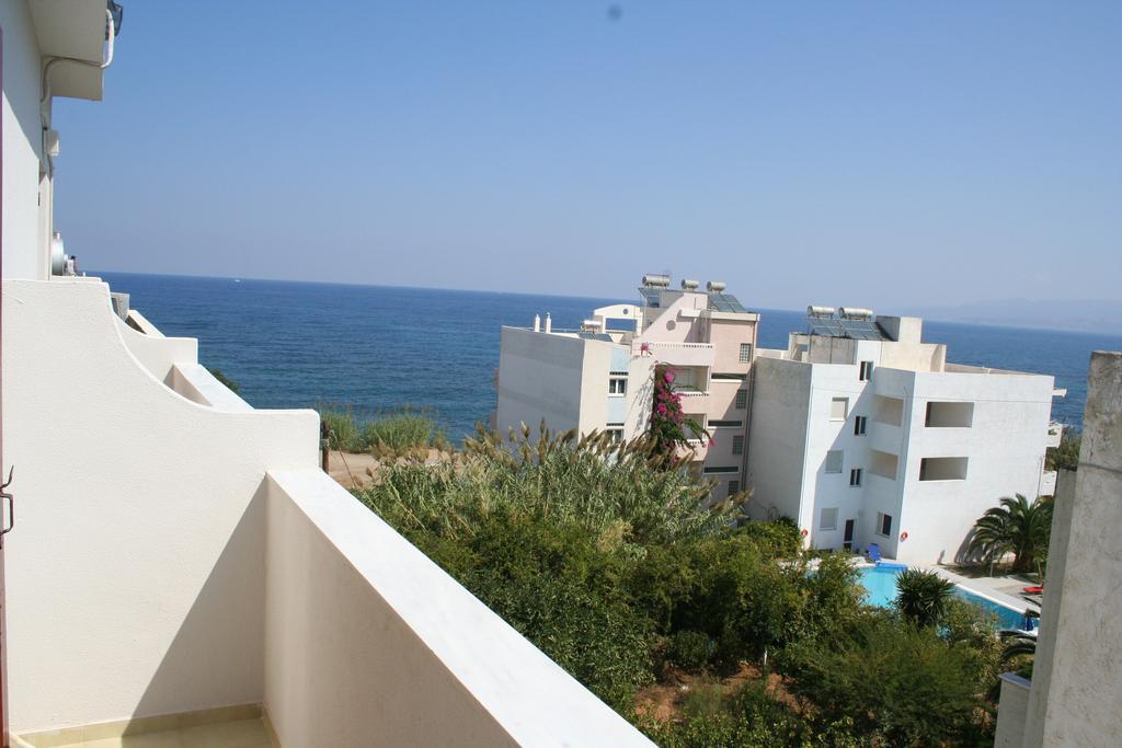 Lovely Holidays Hotel Hersonissos (Crete) Exterior foto